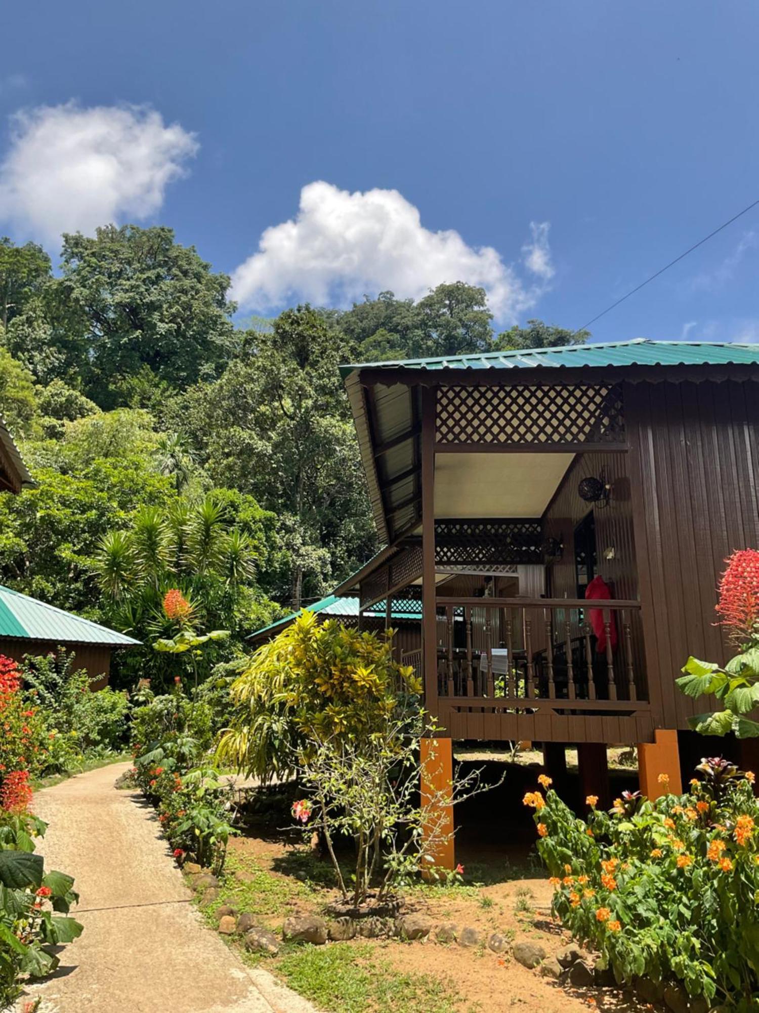 Abc Chalet Tioman Kampong Ayer Batang Exterior foto